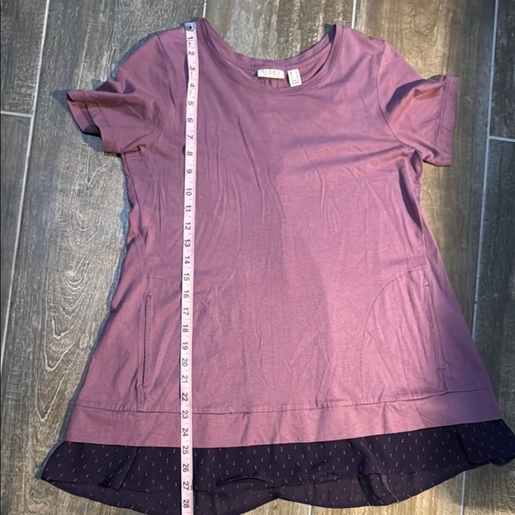 LOGO by Lori Goldstein Asymmetrical Short Sleeve Purple Tee - Picture 6 of 6